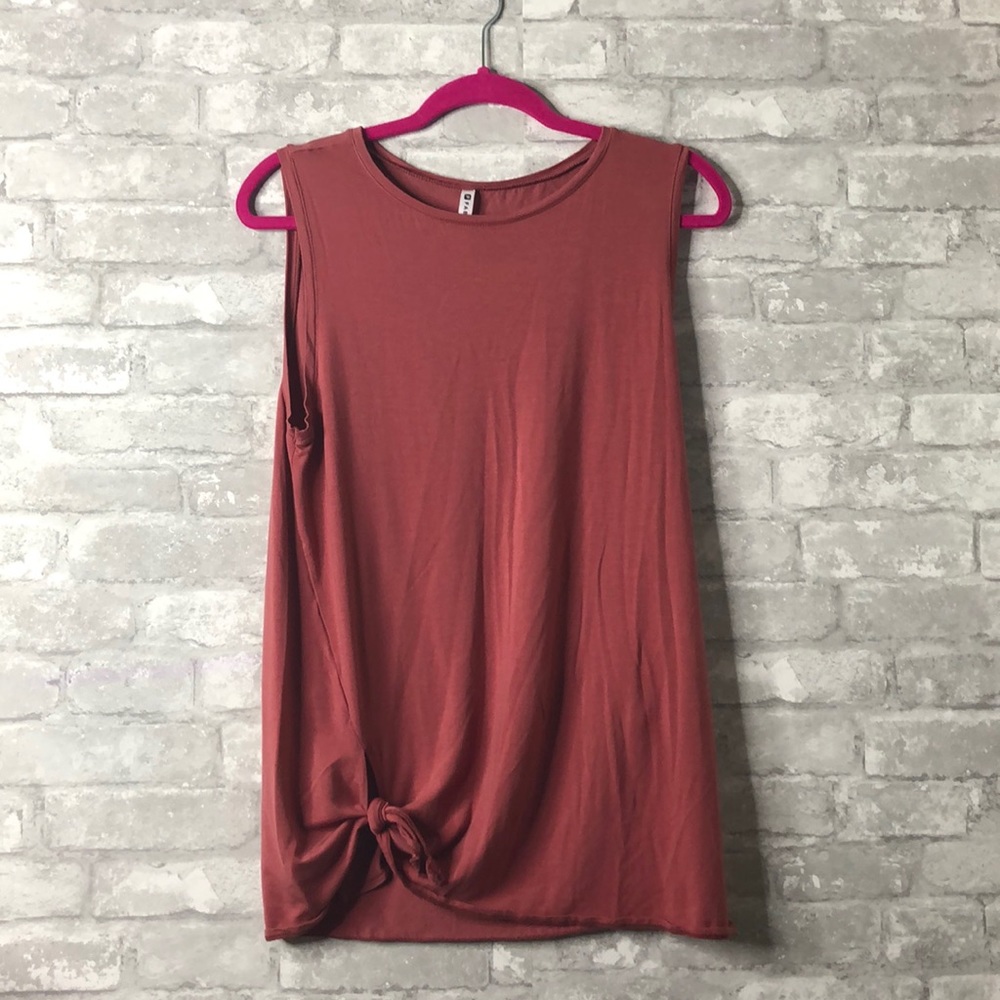 Workout tank